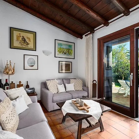 7 Villa Costa Rei